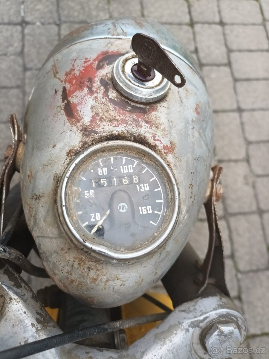 ČZ 175/477 r.v. 1971 funkční, po laku, bez TP - 8