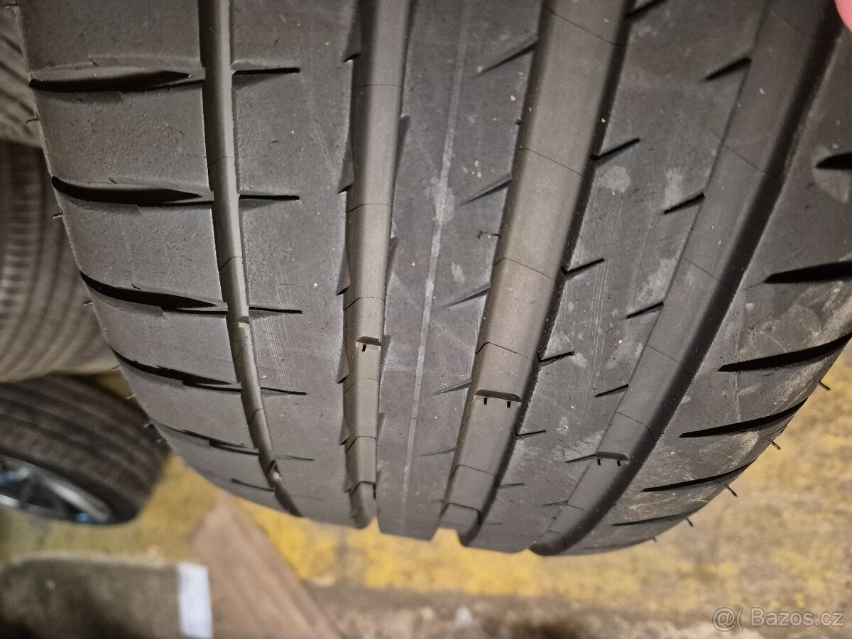 5x112 vw 225/40 R18 - 8