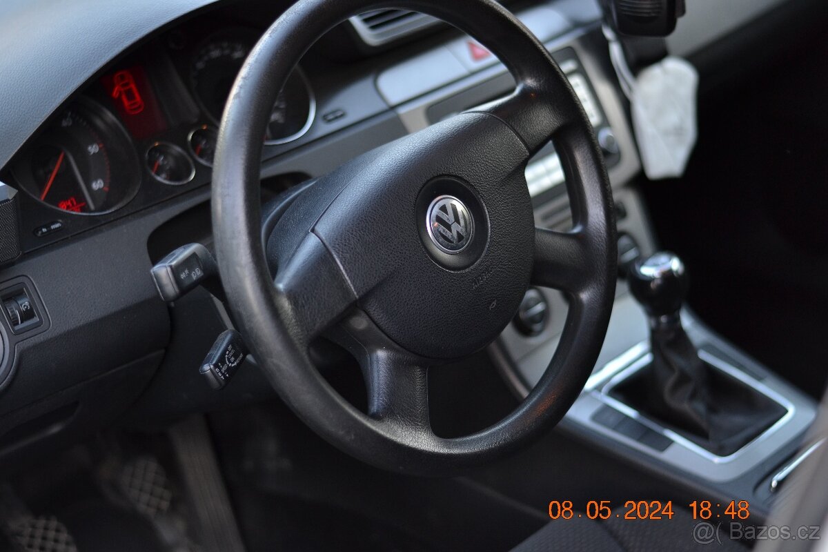 VW Passat B6 2.0 TDi kombi - 8