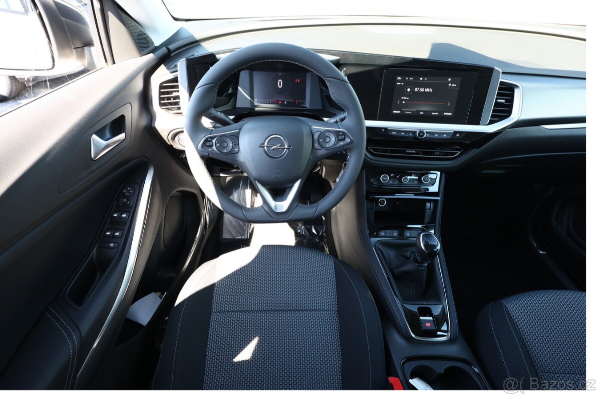 Grandland 1.2i 130 2xPDC AL17 DPH autKlim Nav LED DPH 1/24 - 8