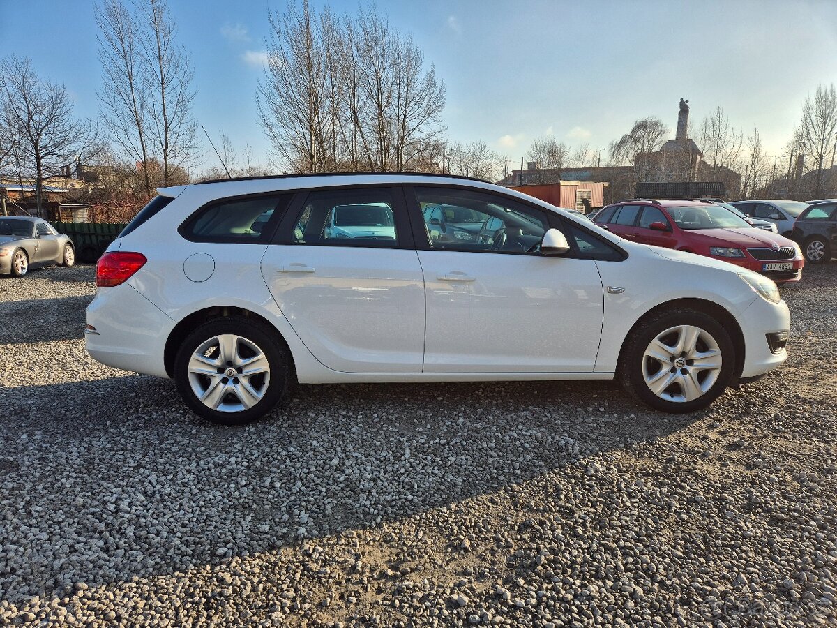 Opel Astra J,1.7CDTi,81KW,LED,SPORTS TOURER,R.V.2014 - 8