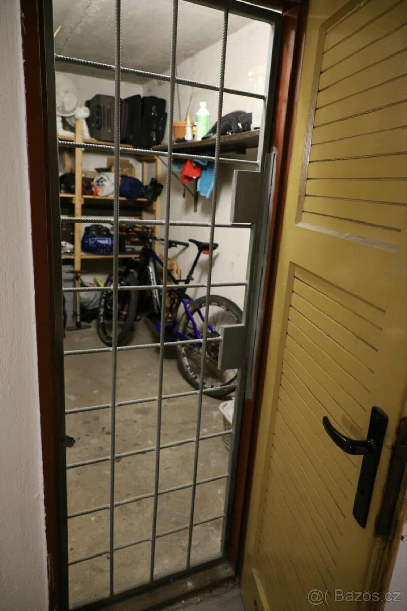 Prodej bytu 2+1 v Pardubicích - 8