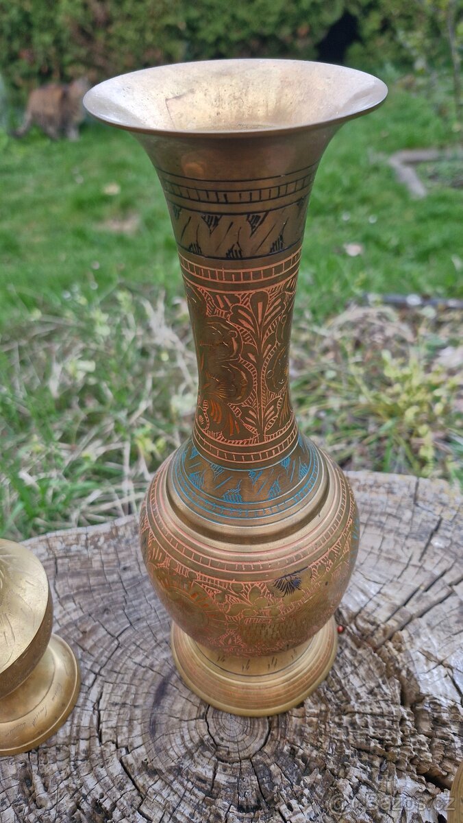 Sada mosazných váz - 8
