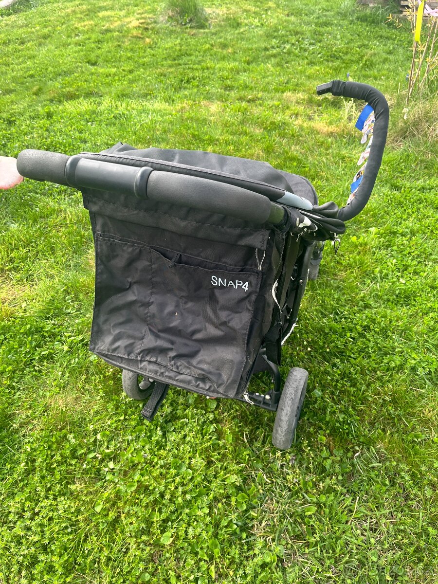 Sportovní kočárek VALCO Snap 4 – lehký, skladný, pohodlný - 8