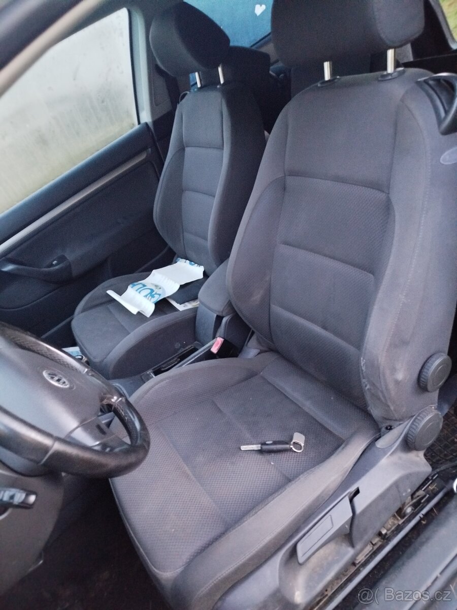 Náhradní díly z vozu Golf V 1.6 Fsi - 8