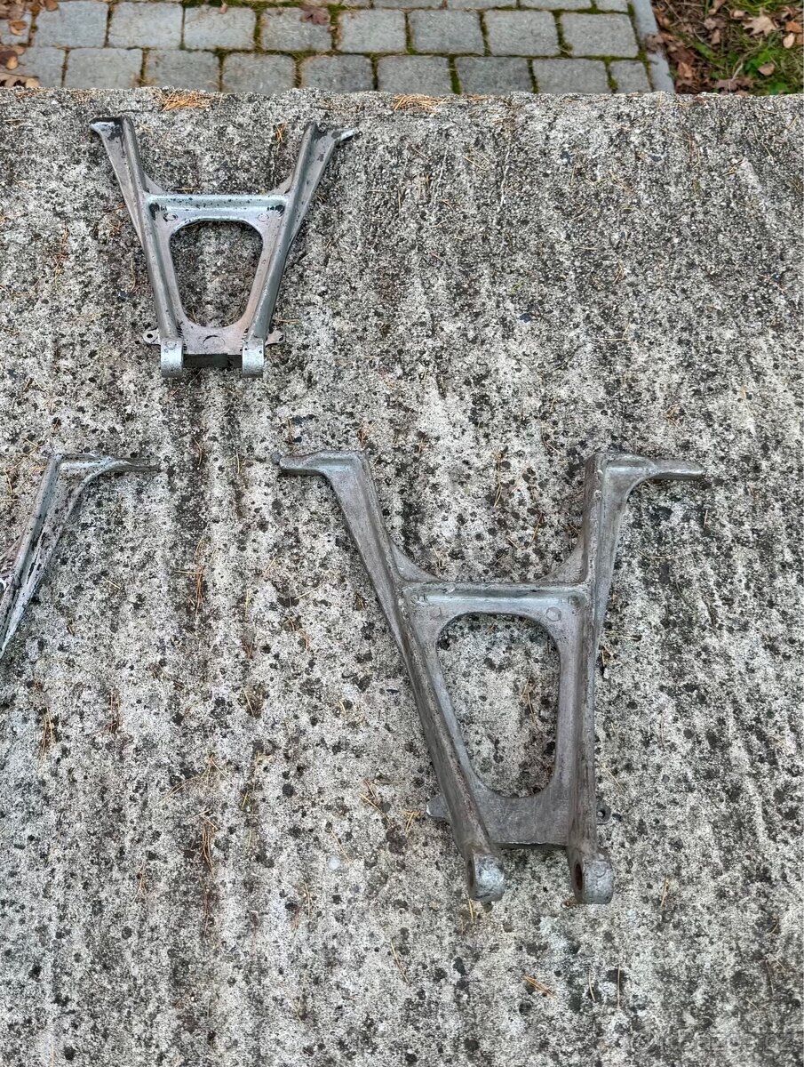 Jawa 250 350 sport, calif, ČZ - stojany 19 kola - 8