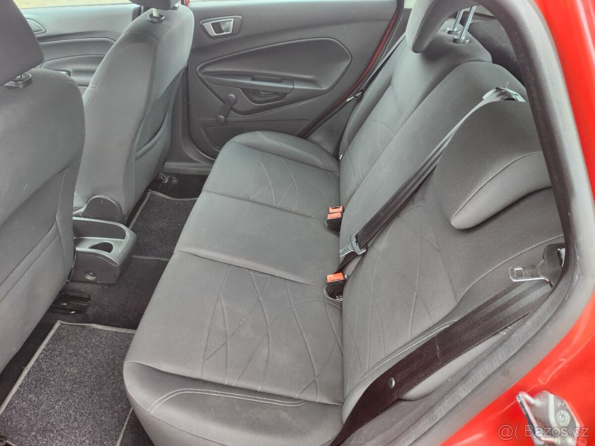 Ford Fiesta 1.5 DCI - 8