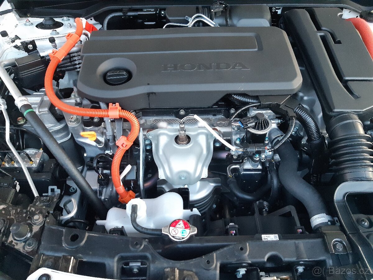 Honda Civic Hev 2.0 ADVANCE-nejvyšší výbava - 8