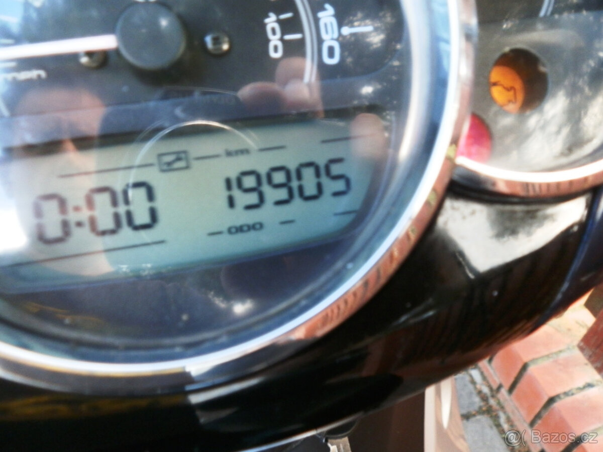 Piaggio Beverly 300 - 8