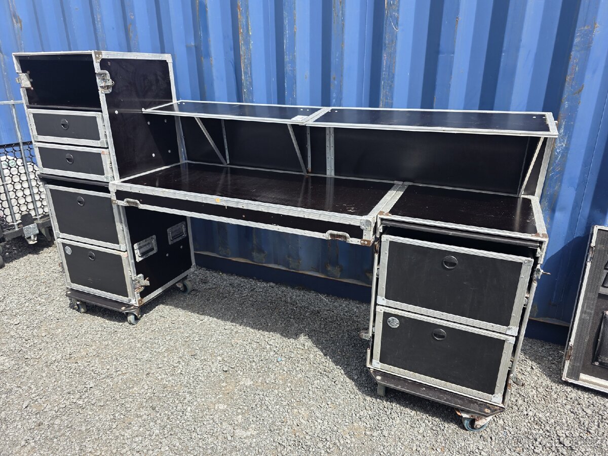 Flightcase mobilní recepce - 8