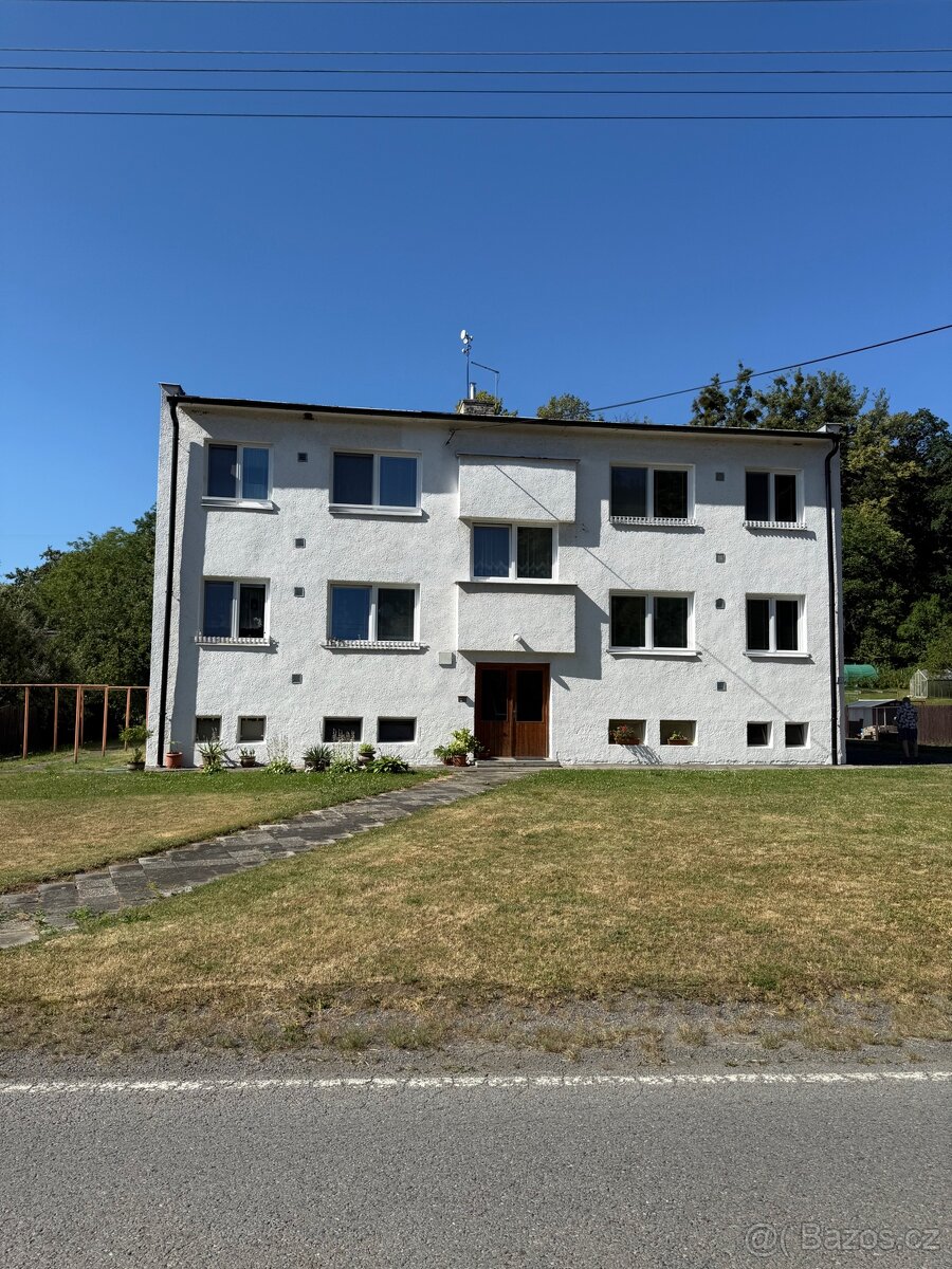 Pronájem bytu 3+1, garáž, sklep - 8