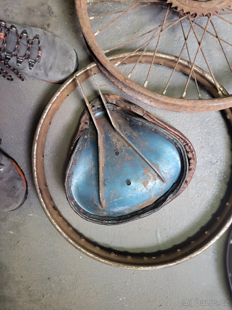 Prodam dily na manet 90 - 8