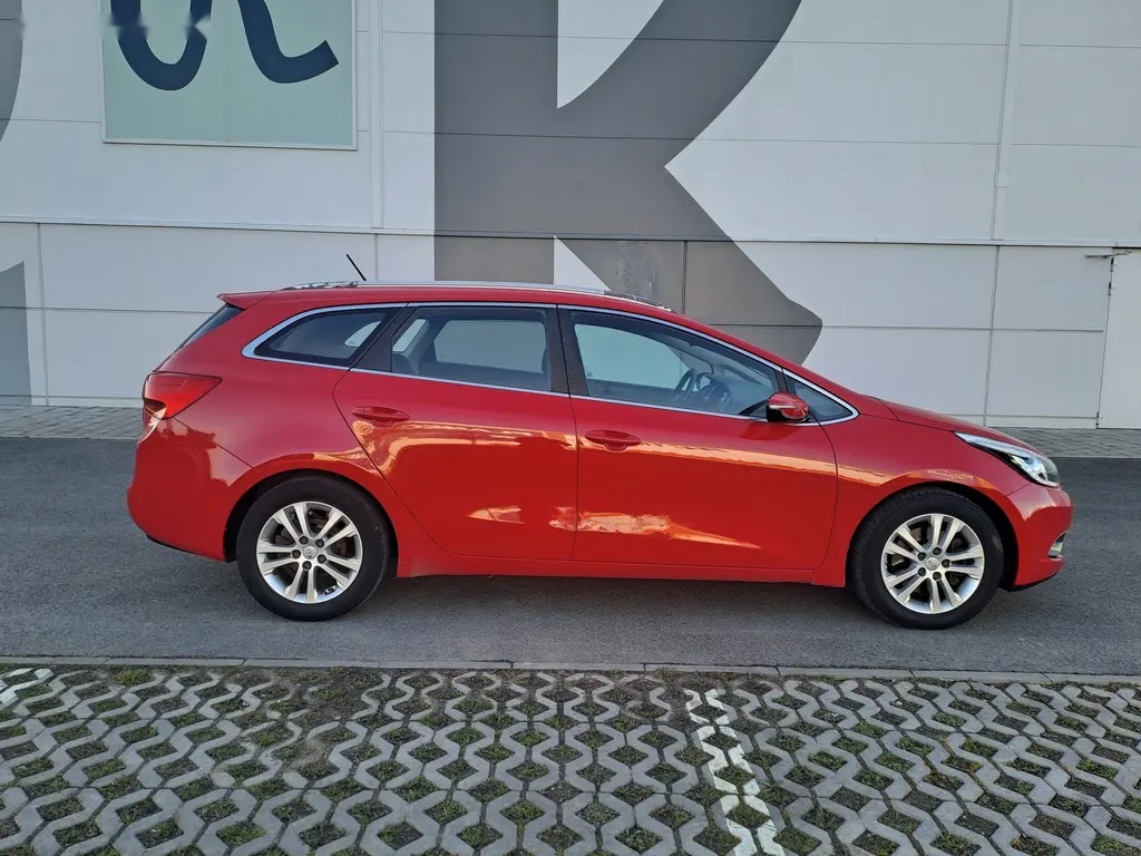 Kia Cee´d, 1.6CRDI 94KW ČR 2.MAJ DPH - 8