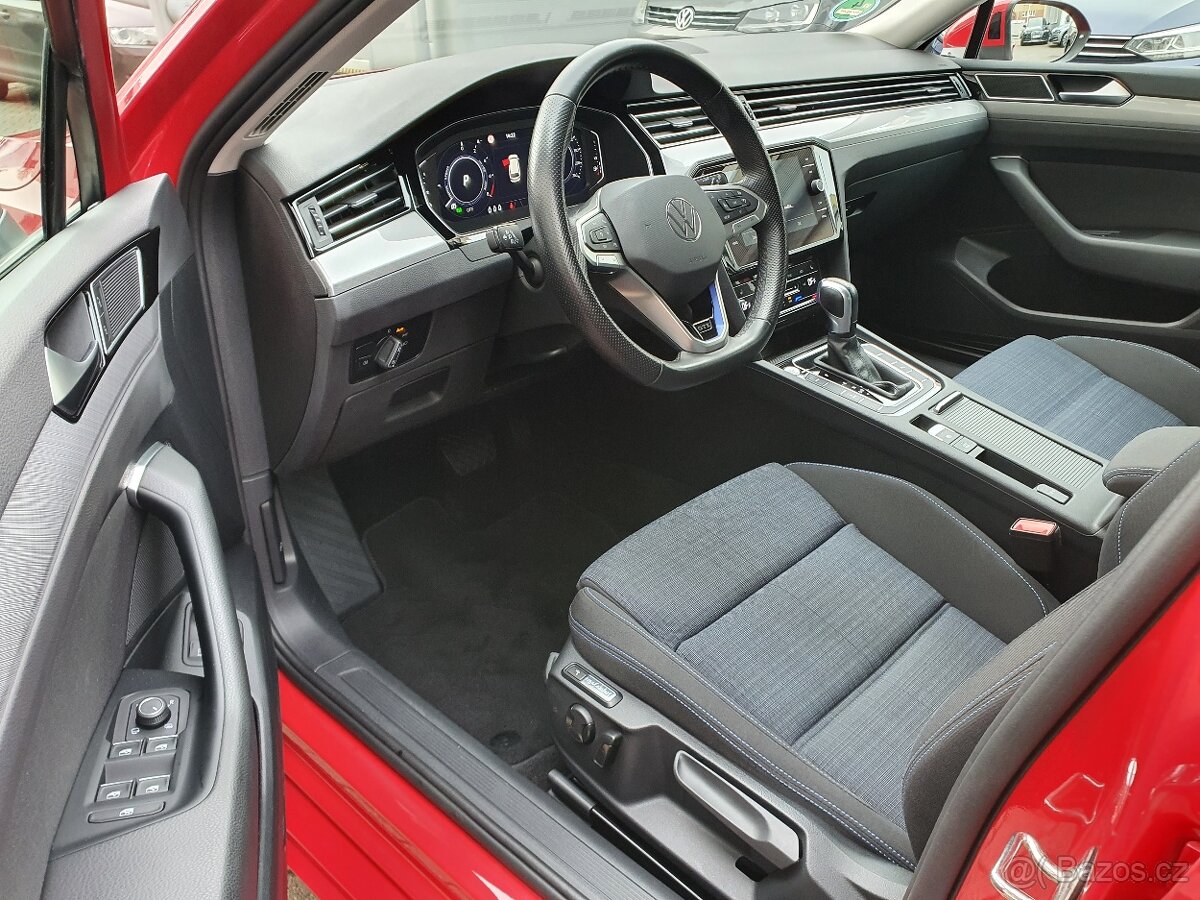 VW Passat B8 GTE Variant 1.4TSI 160kW DSG - záruka Autodraft - 8