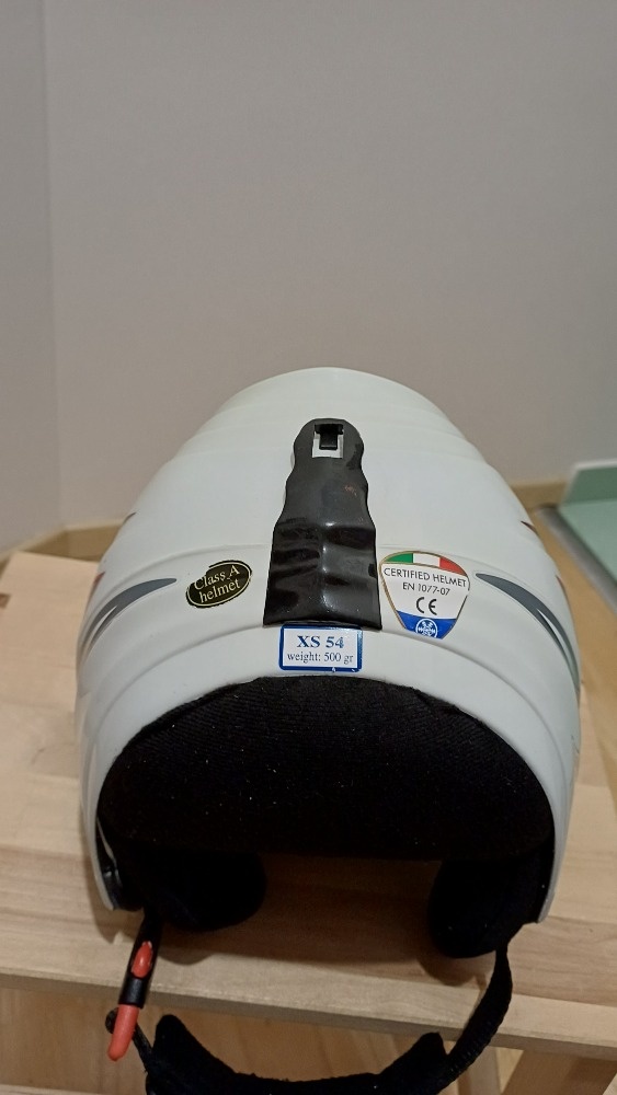 Dětské helmy na lyže - 8