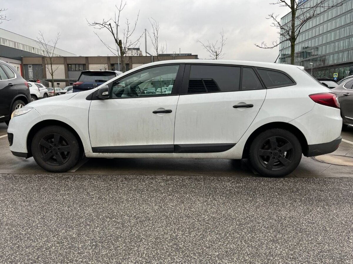 Renault Megane 1.6i - 8