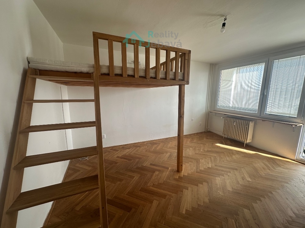 Pronájem, byt 1+1, Chrudim, ul. Pardubická - 8