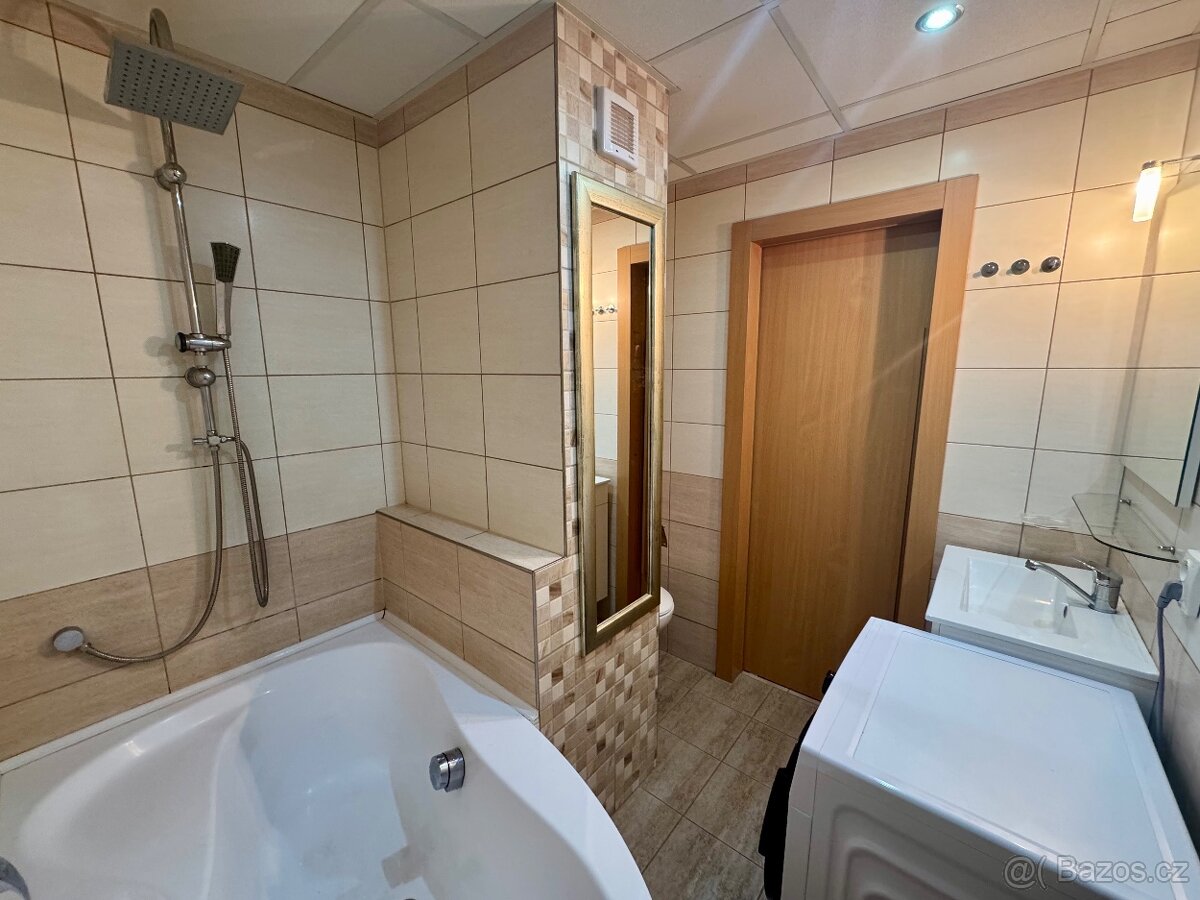 4+1 Studentska, Jirkov - 8