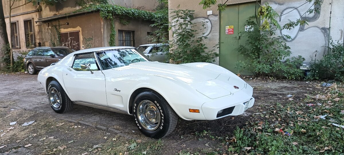 Chevrolet Corvette C3 - 8