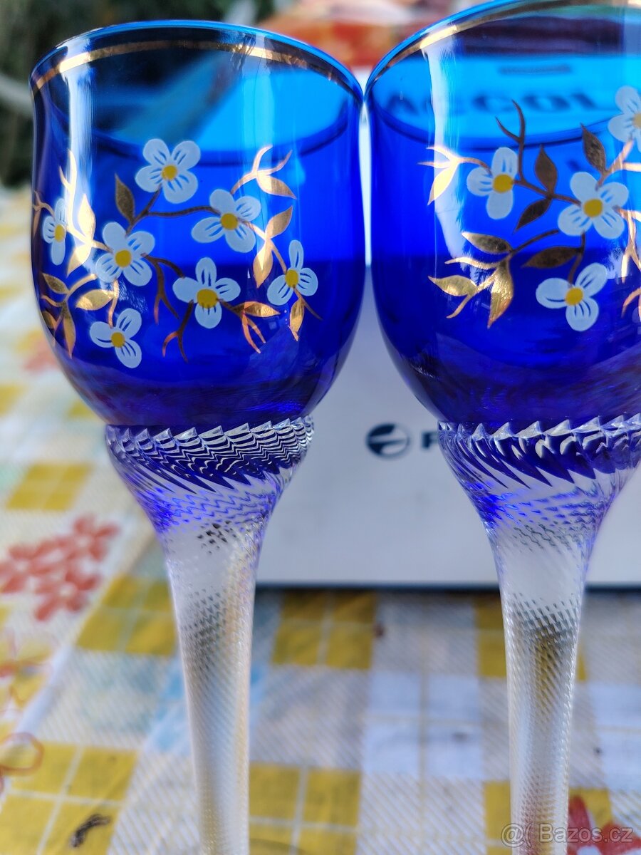 Modré skleničky na nožce - 8