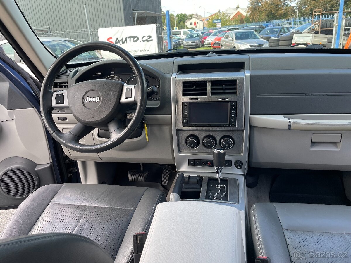 JEEP CHEROKEE 2.8CRDI 130KW 4WD AUTOMAT ČR 2009 - 8