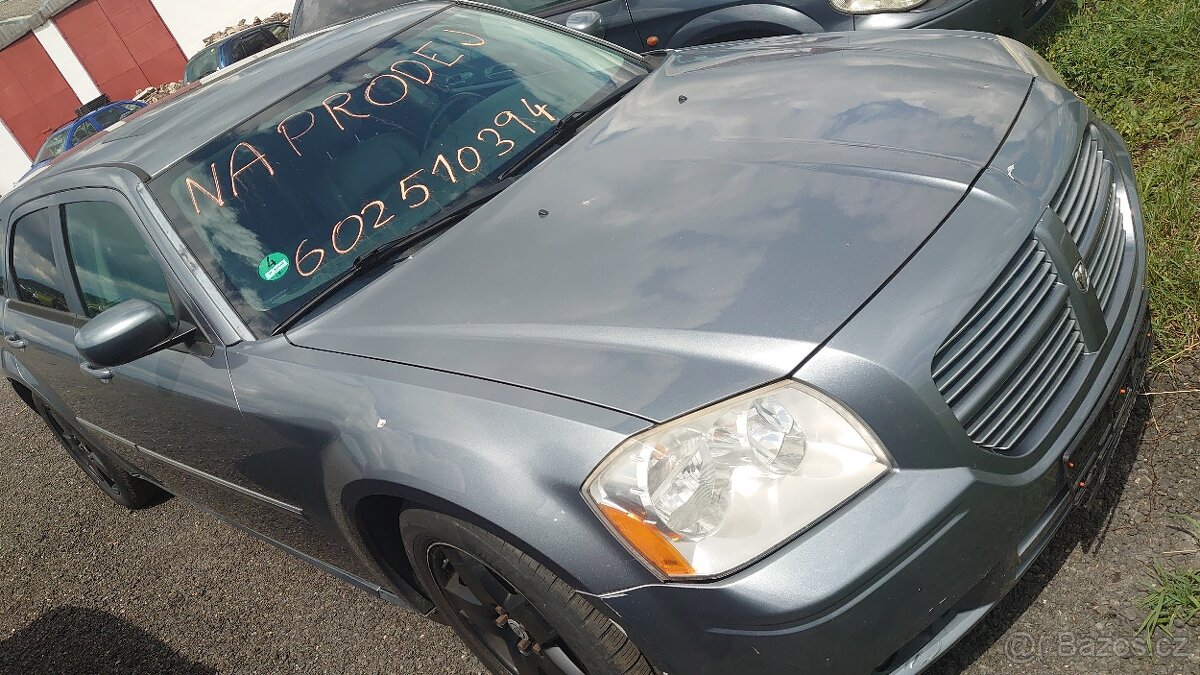 DODGE MAGNUM RT 5,7 V8 HEMI AWD - 8