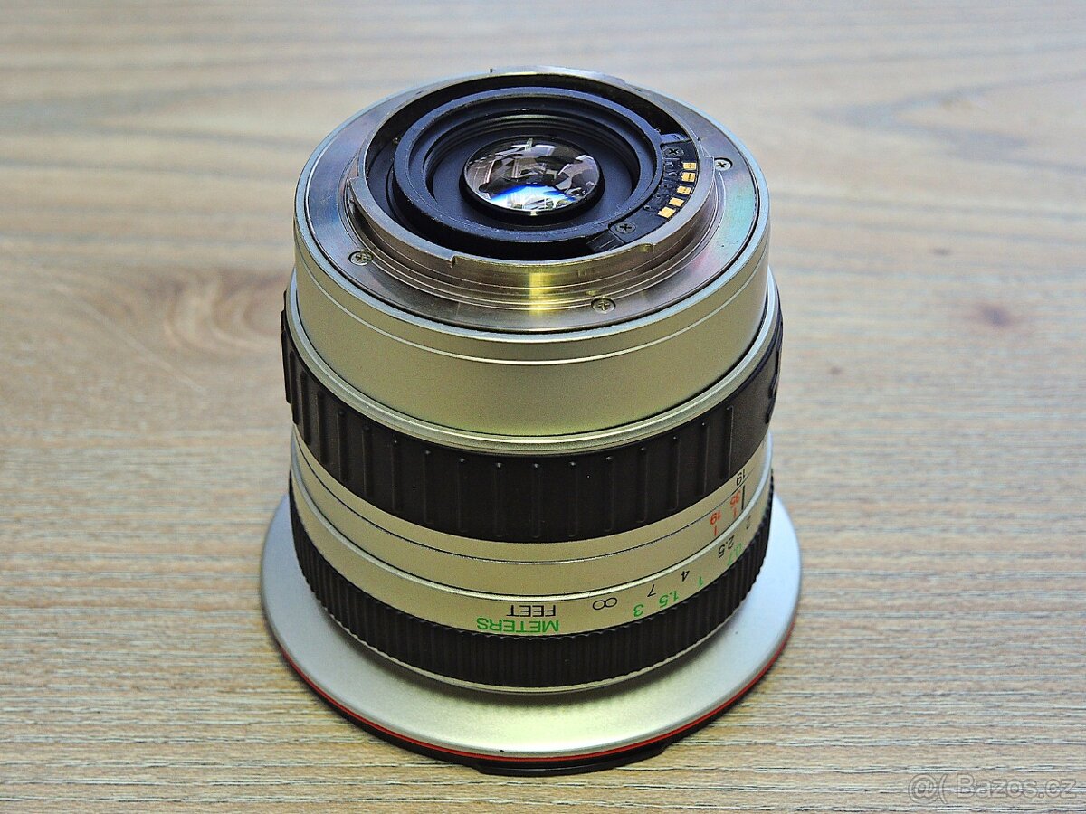 Minolta Dynax 404si + Voightlander Ultragon 19-35mm - 8