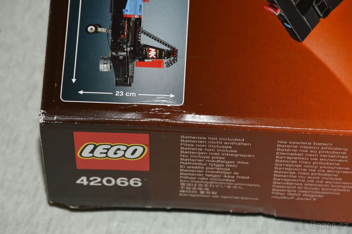 Lego 42066 - Závodní Stíhačka - 8