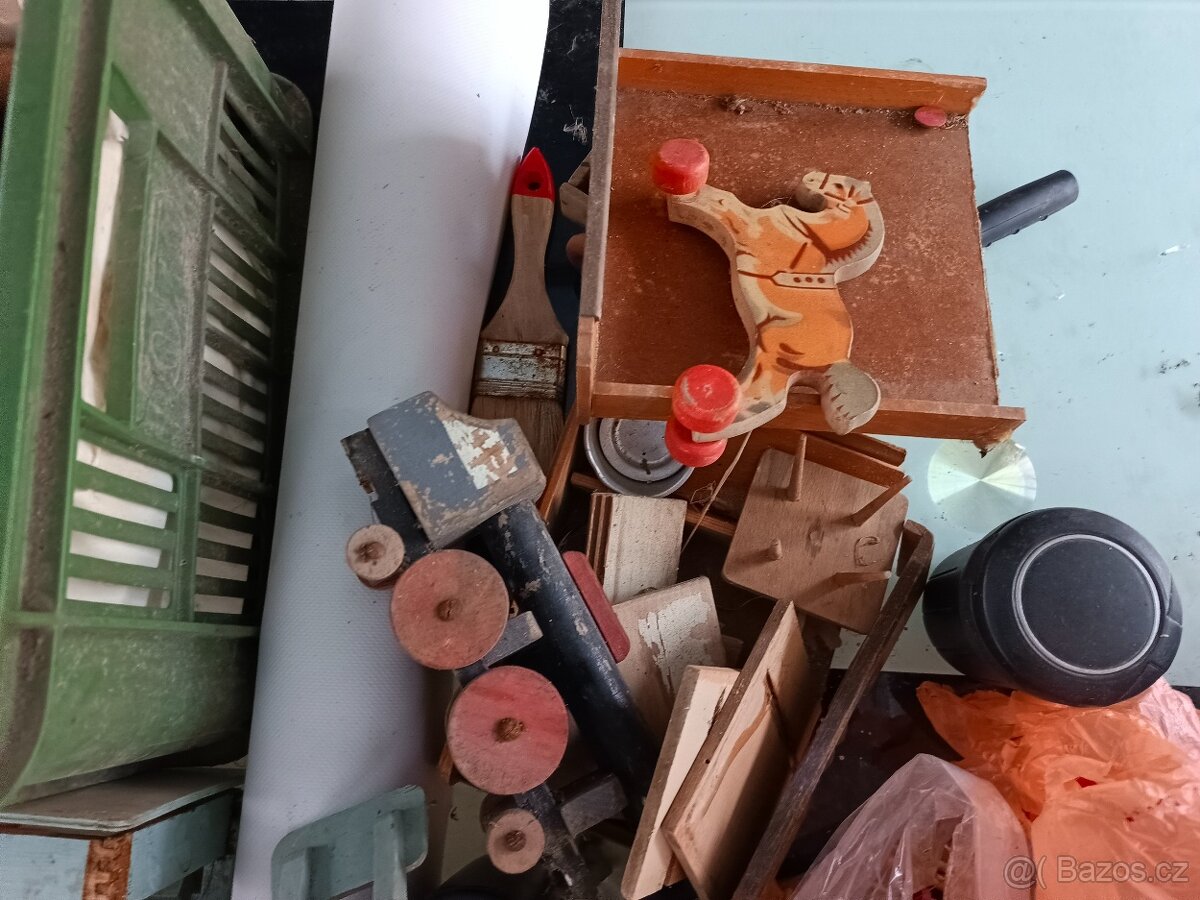 Staré dřevěné hračky - 8