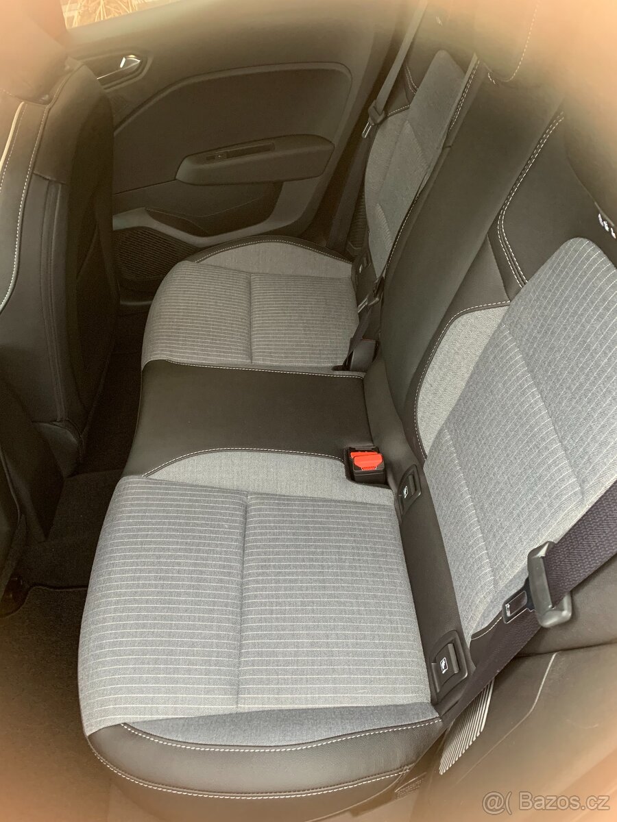 Clio techno full hybrid E-Tech 145 MY24 - 8