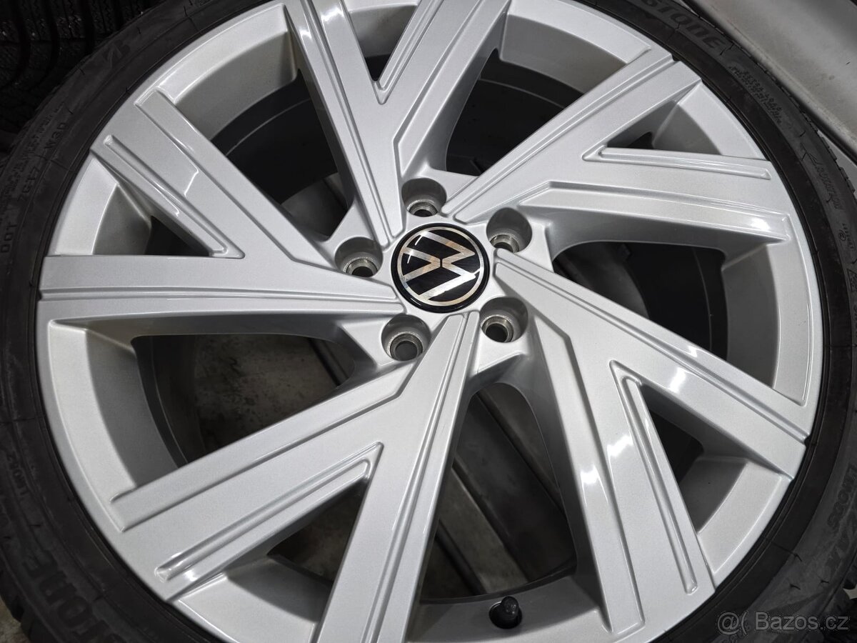 ❄️Zimní ALU kola Volkswagen golf R18❄️ - 8