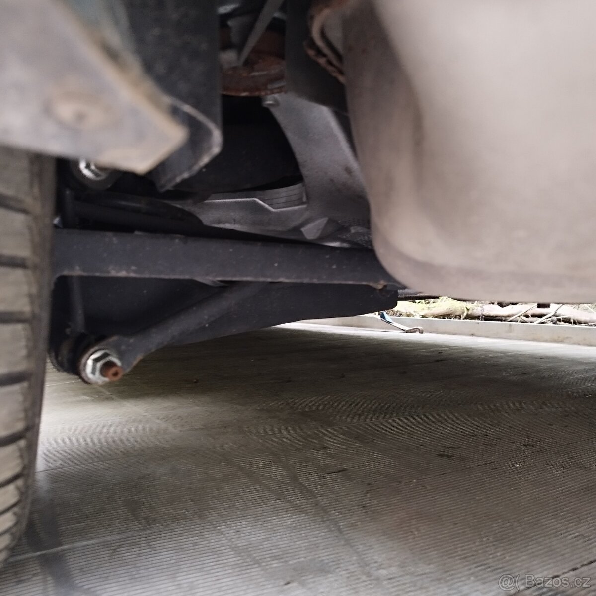 Volvo V70 2.4D na opravu - 8