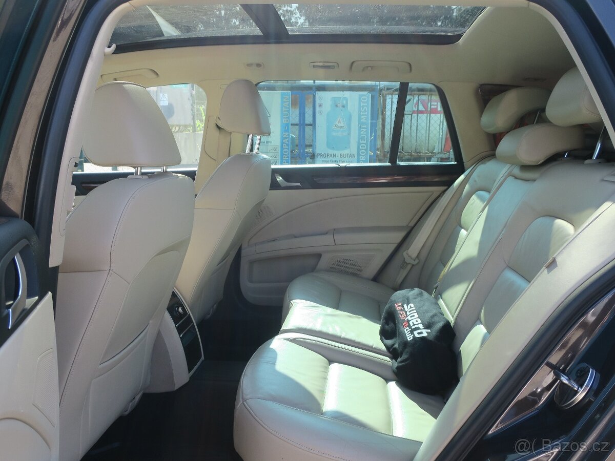 Škoda Superb 3.6 FSi 191 kW 4x4 - 8