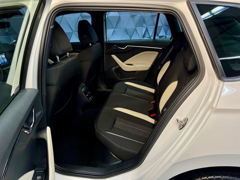 Škoda Kamiq 1.5 TSI M/T STYLE, KEYLESS, KAMERA, DPH - 8