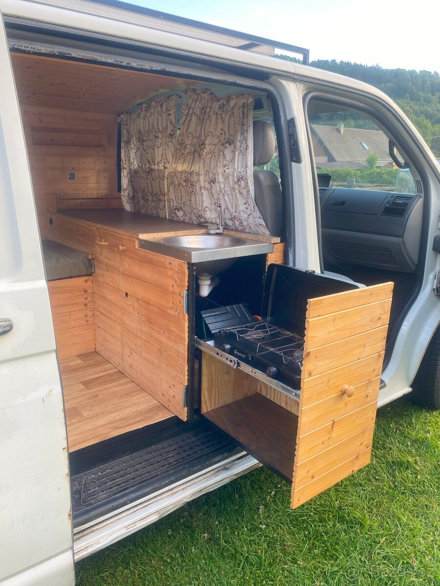 2003 Volkswagen t5 obytná dodávka - 8