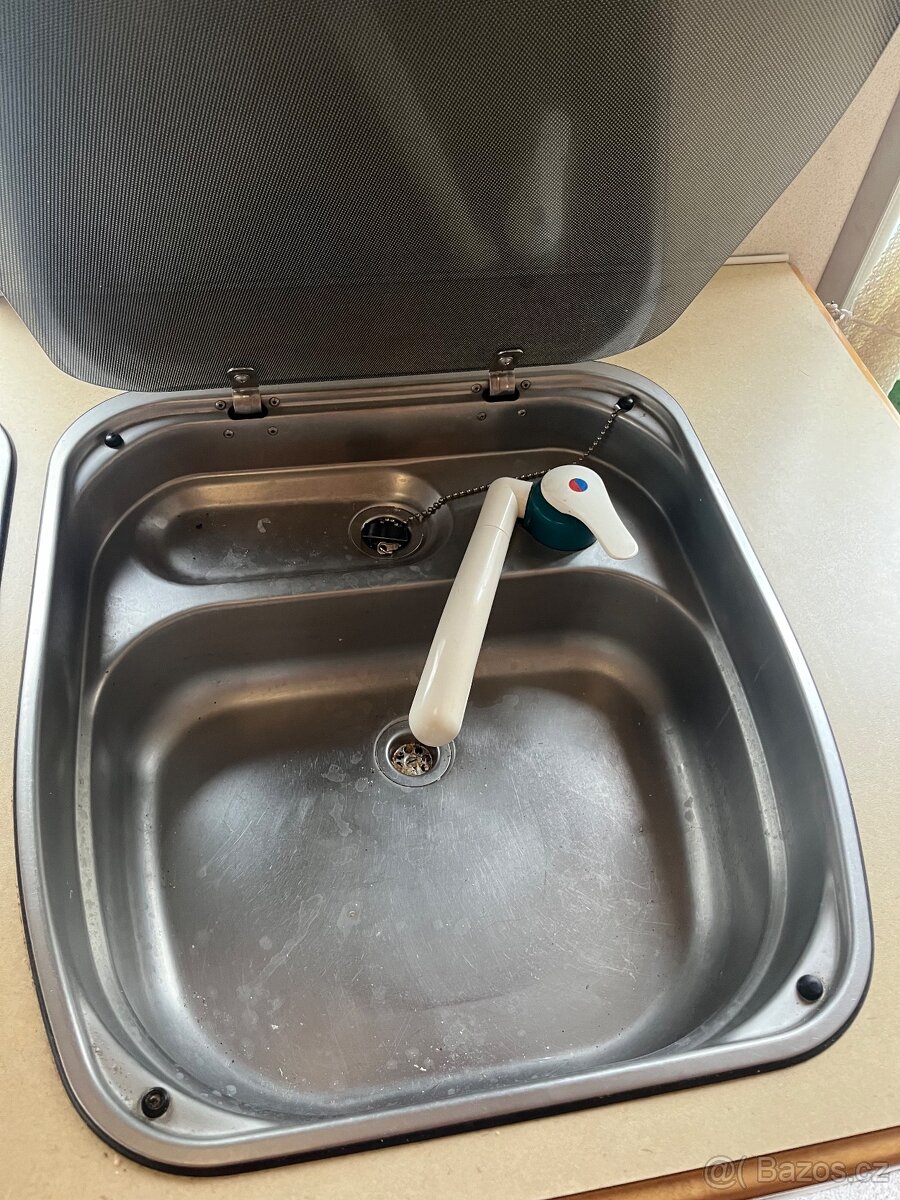 Prodam KNAUS Eifelland 460 - 8