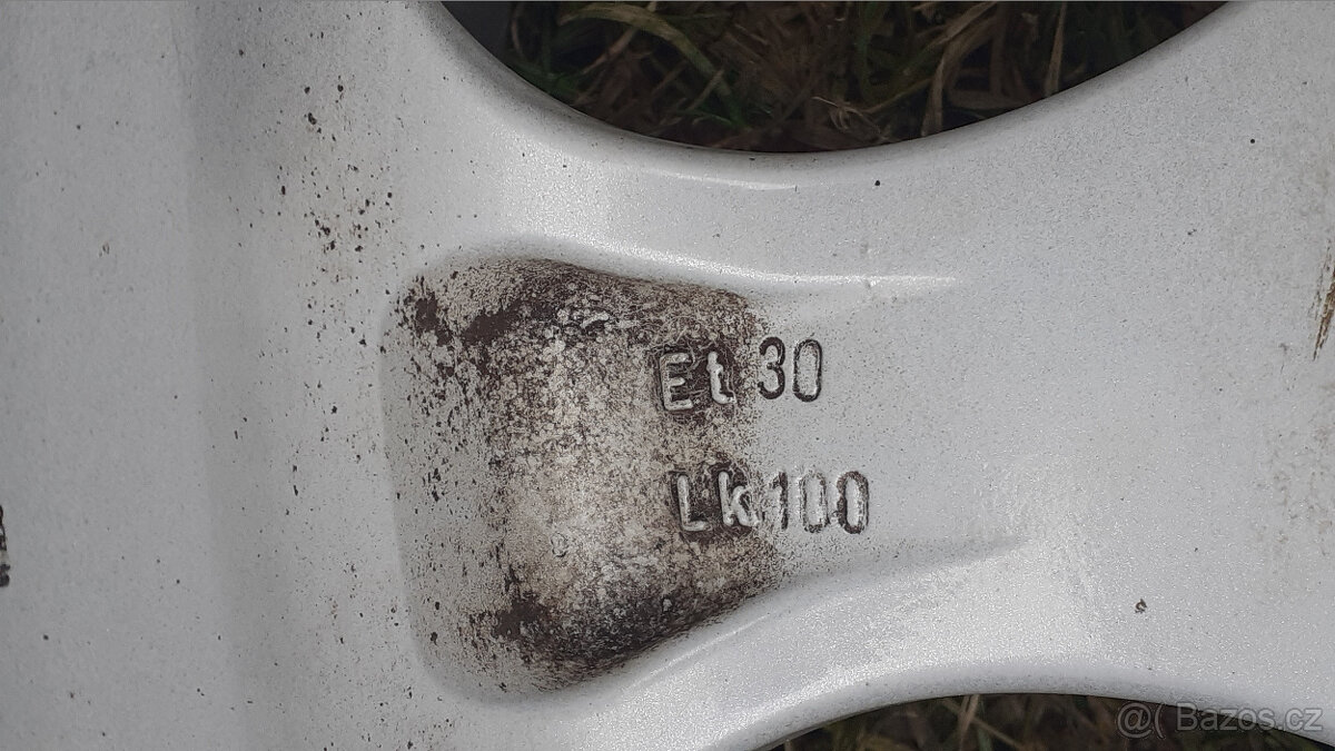 Alu kola 9x16 rozteč 5x100 - 8