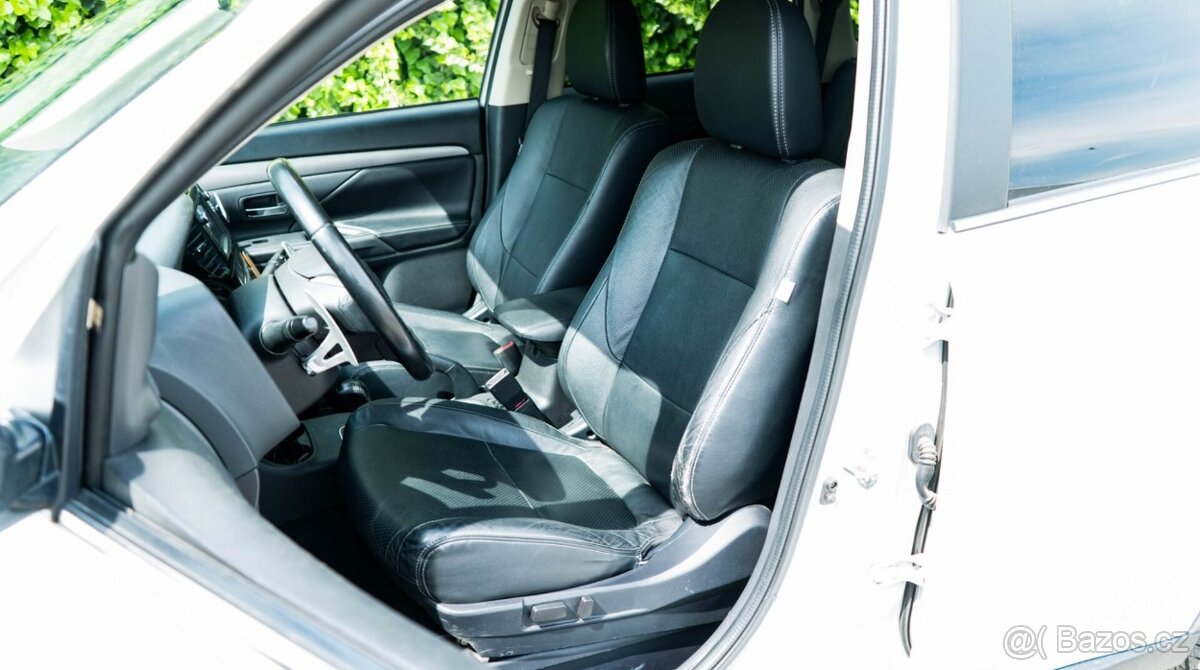 Mitsubishi Outlander 2.2 DI-D Instyle A/T - 8