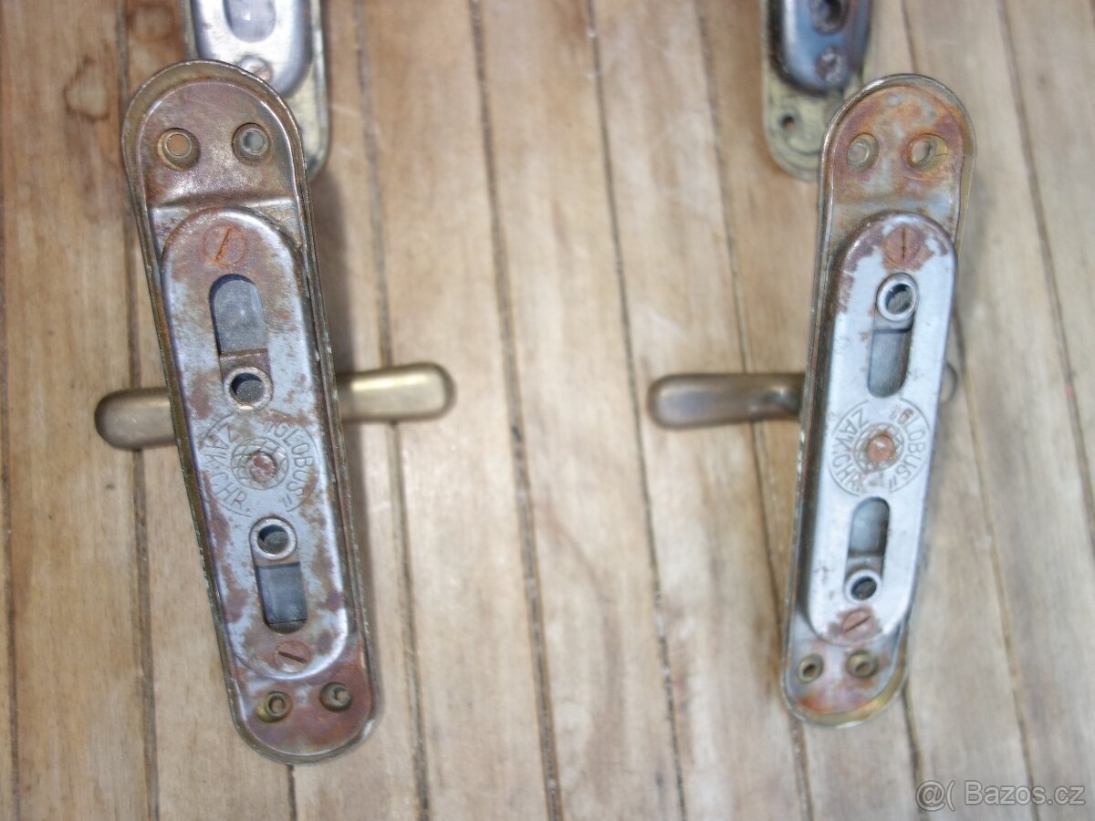 6 x stará mosazná klika, klička od okna - 8