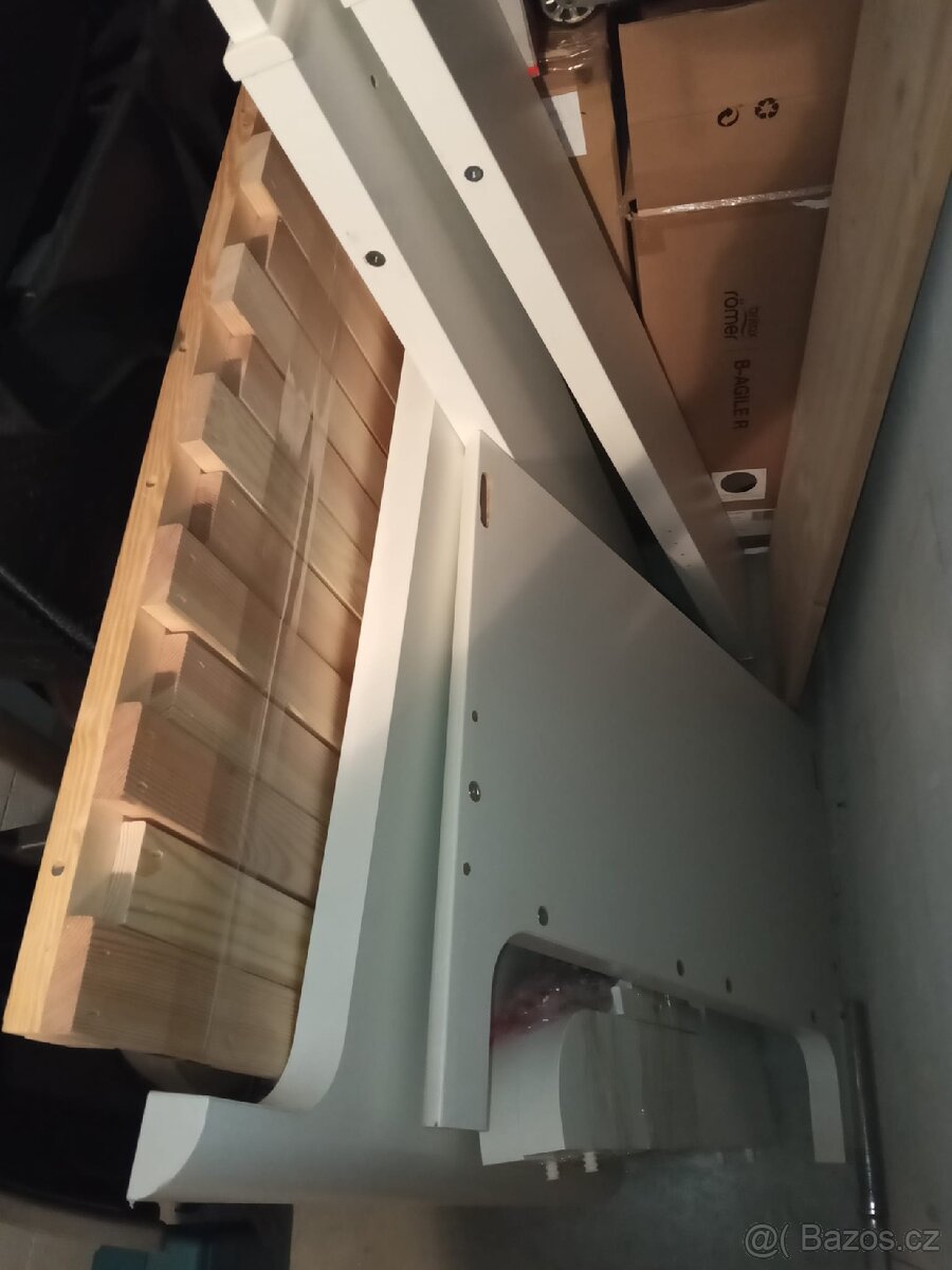 Rostouci postel IKEA BUSUNGE - 8