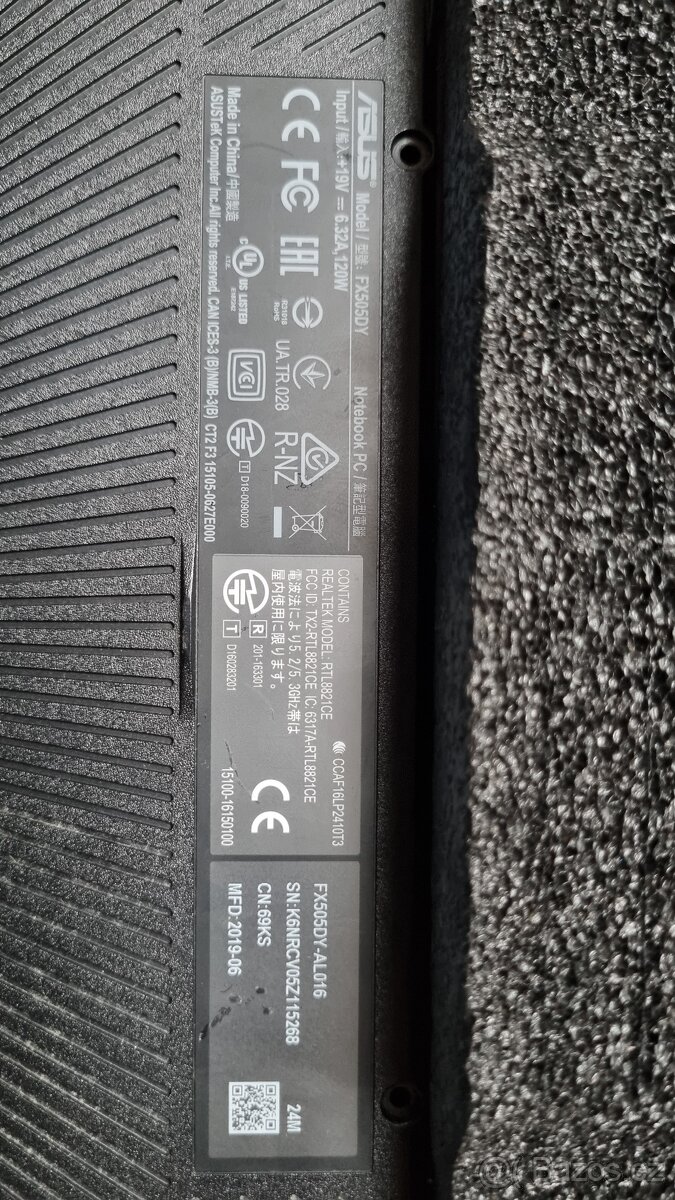 Herní notebook MSI Katana - 8