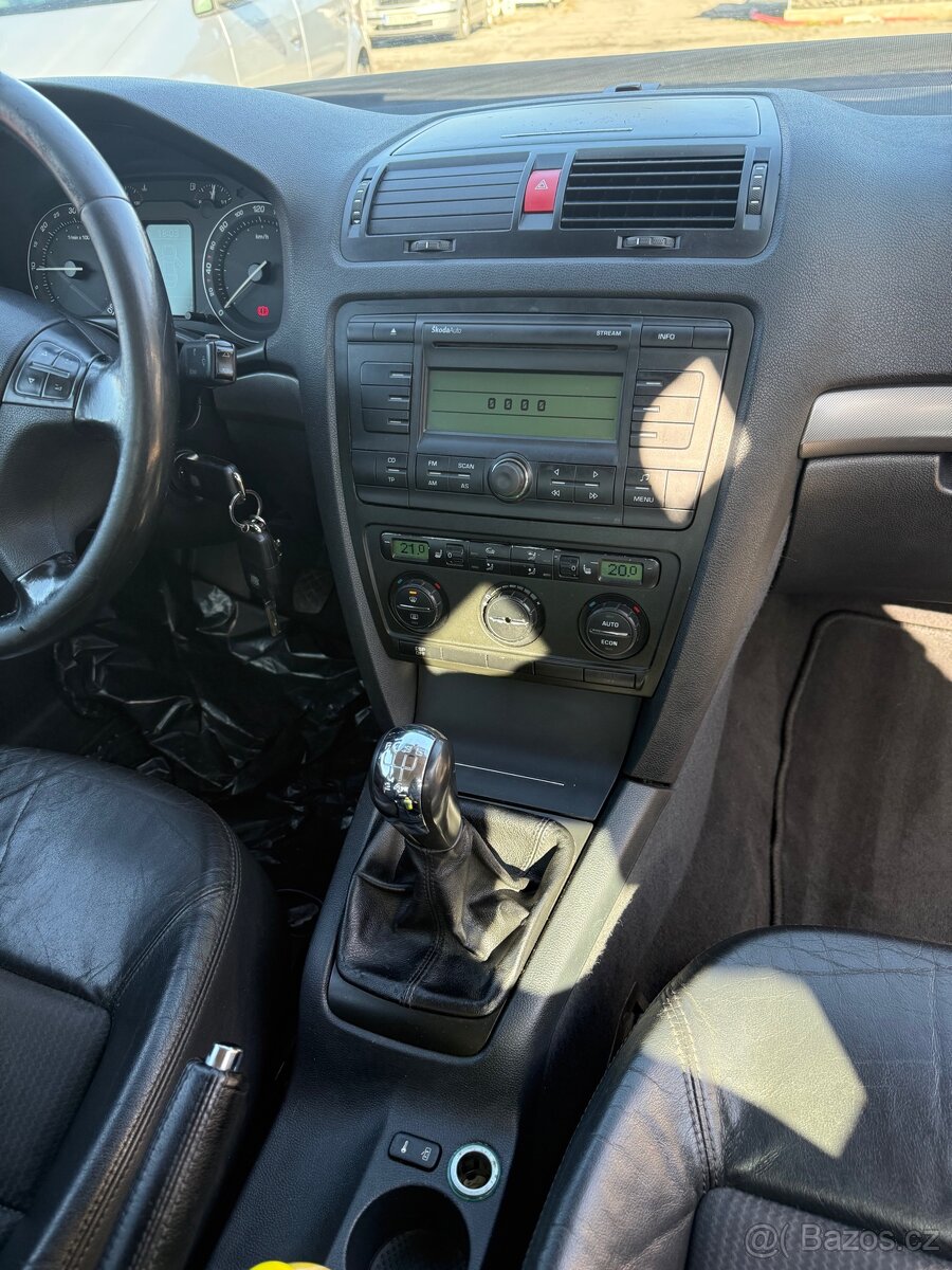 ŠKODA OCTAVIA 1.9 TDI 77 kW – NOVÁ STK DO 02/2028 - 8