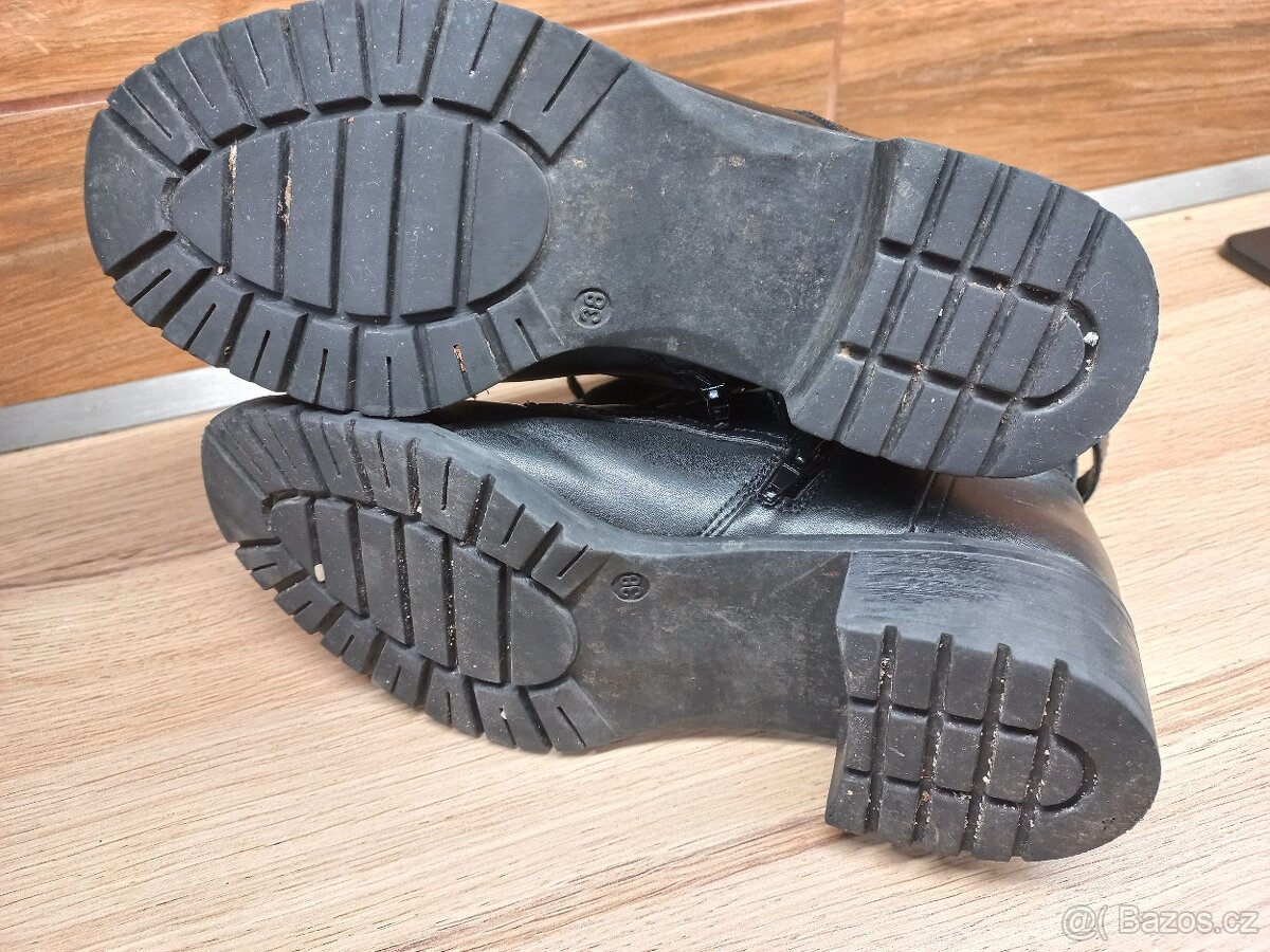 Dívčí boty 38 - 8