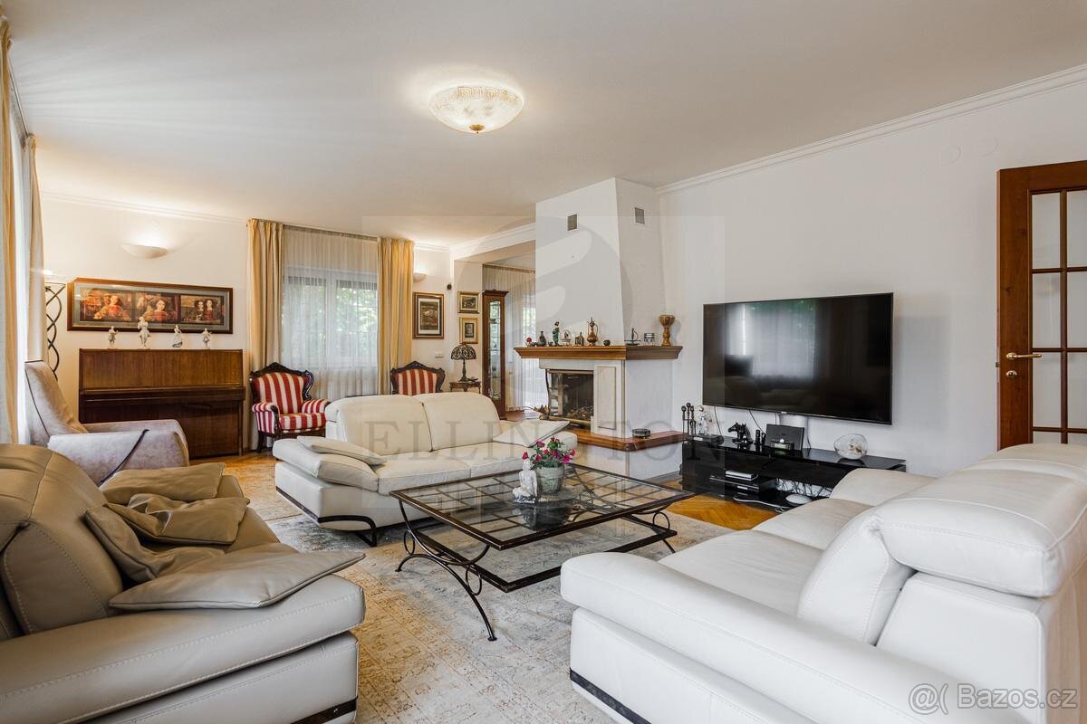 Dům 715m2, Praha 4 - 8