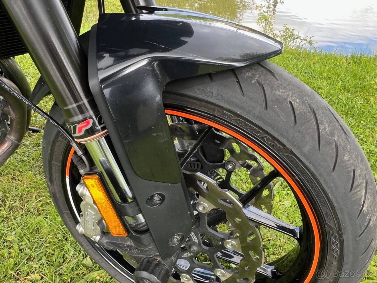 KTM 790 Duke - 8