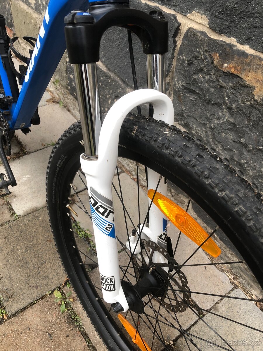 Horské kolo giant - 8