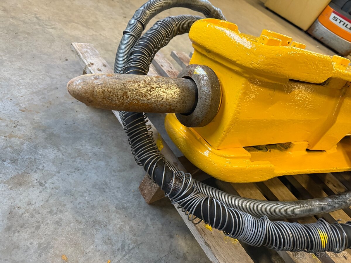 Jcb hq380 hydraulické kladivo traktorbagr - 8