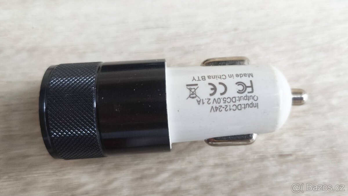 CL multi USB rychlonabíječky do auta,s LCD,podsvícením,QC3.0 - 8