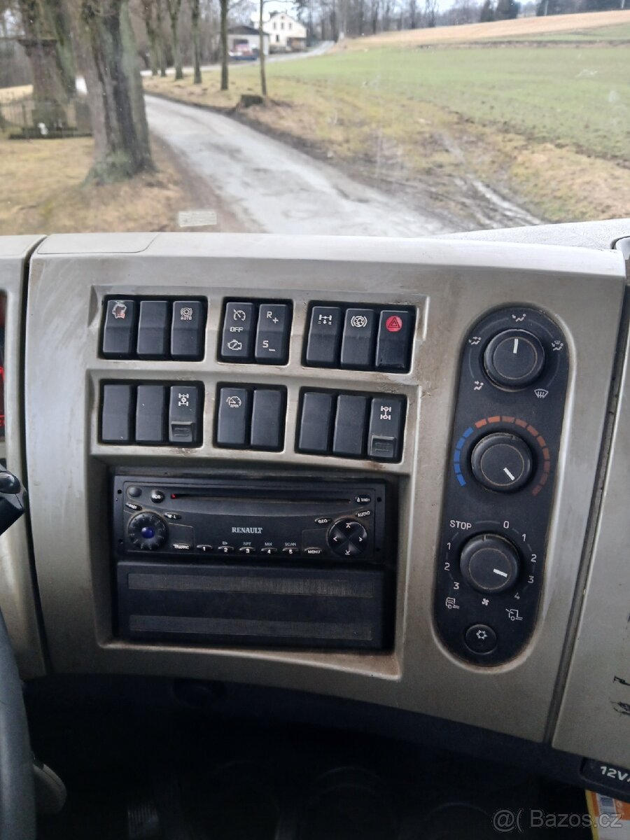 Renault nosič kontejnerů 6x4 450hp - 8