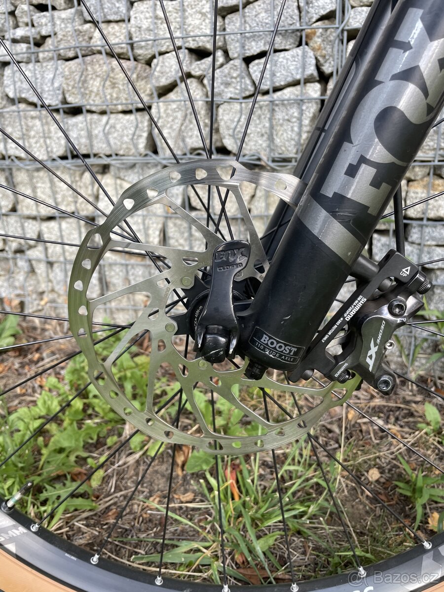 celoodpružené horské kolo Focus Jam - 8